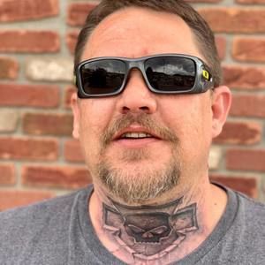 Meet your Posher, Jason